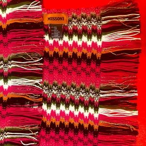WOW POSHMARK - Authentic NWOT Missoni Wool Scarf